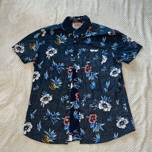 Hawaiian Print Button Down Shirt Large